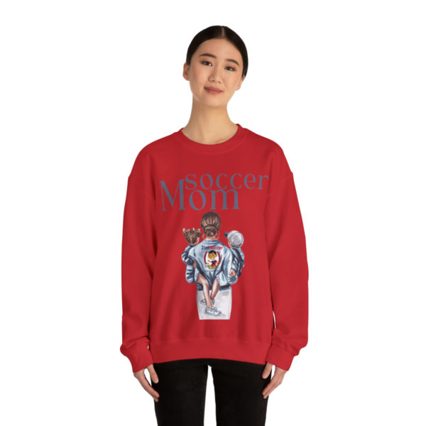 Soccer mom Heavy Blend™ Crewneck Sweatshirt - Image 4